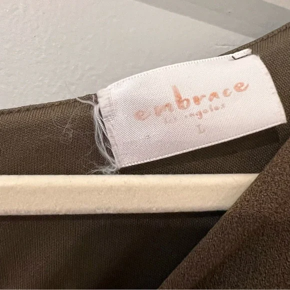 Keyhole Back Tunic - Picture 4 of 4